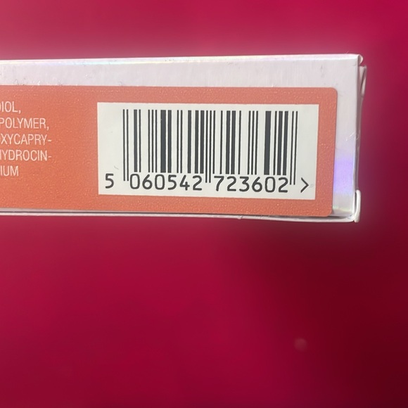 NIB Charlotte Tilbury Glowgasm Beauty Light Wand High Blush in Peachgasm - Picture 7 of 11